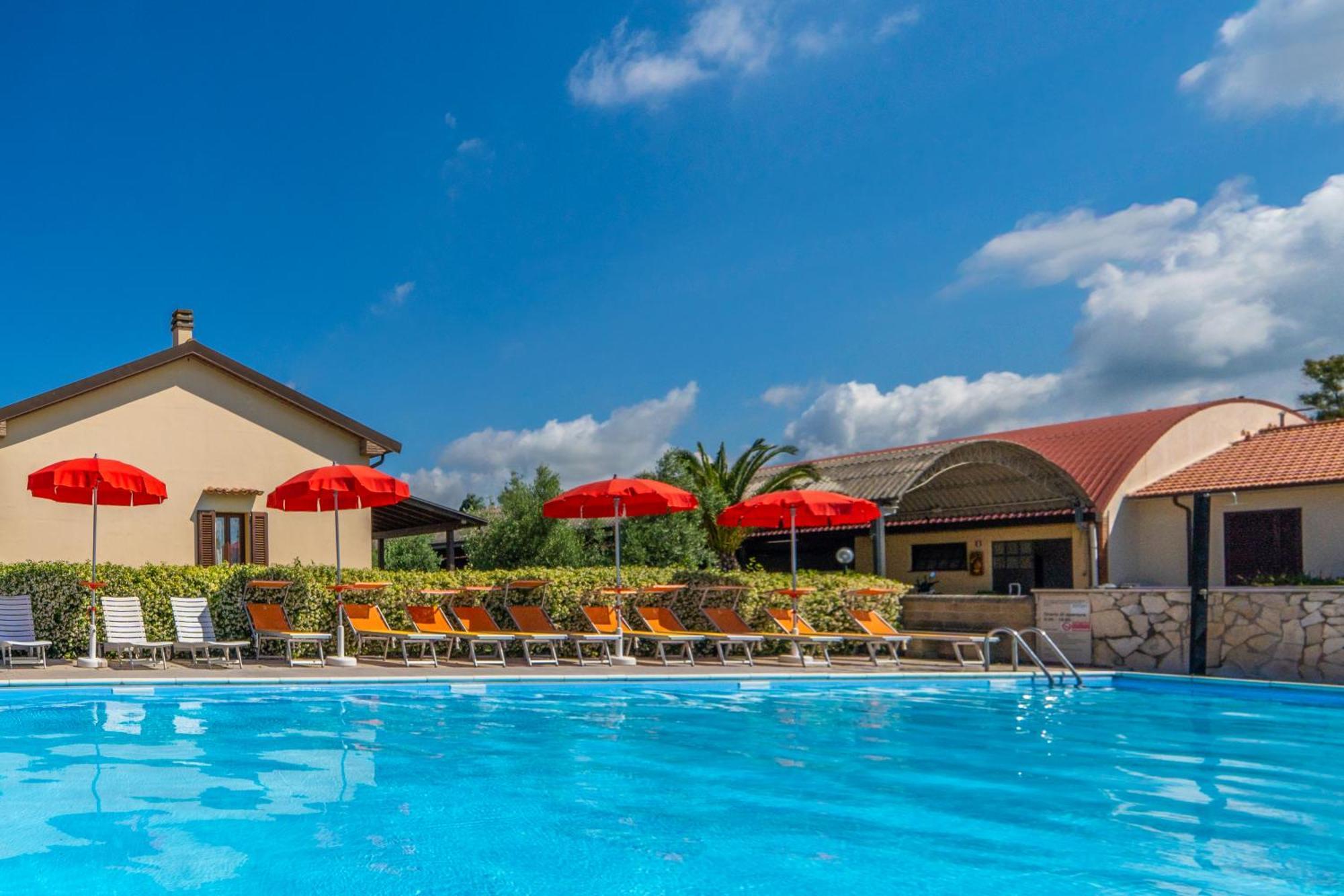 Agriturismo Il Tripesce Vada Luaran gambar