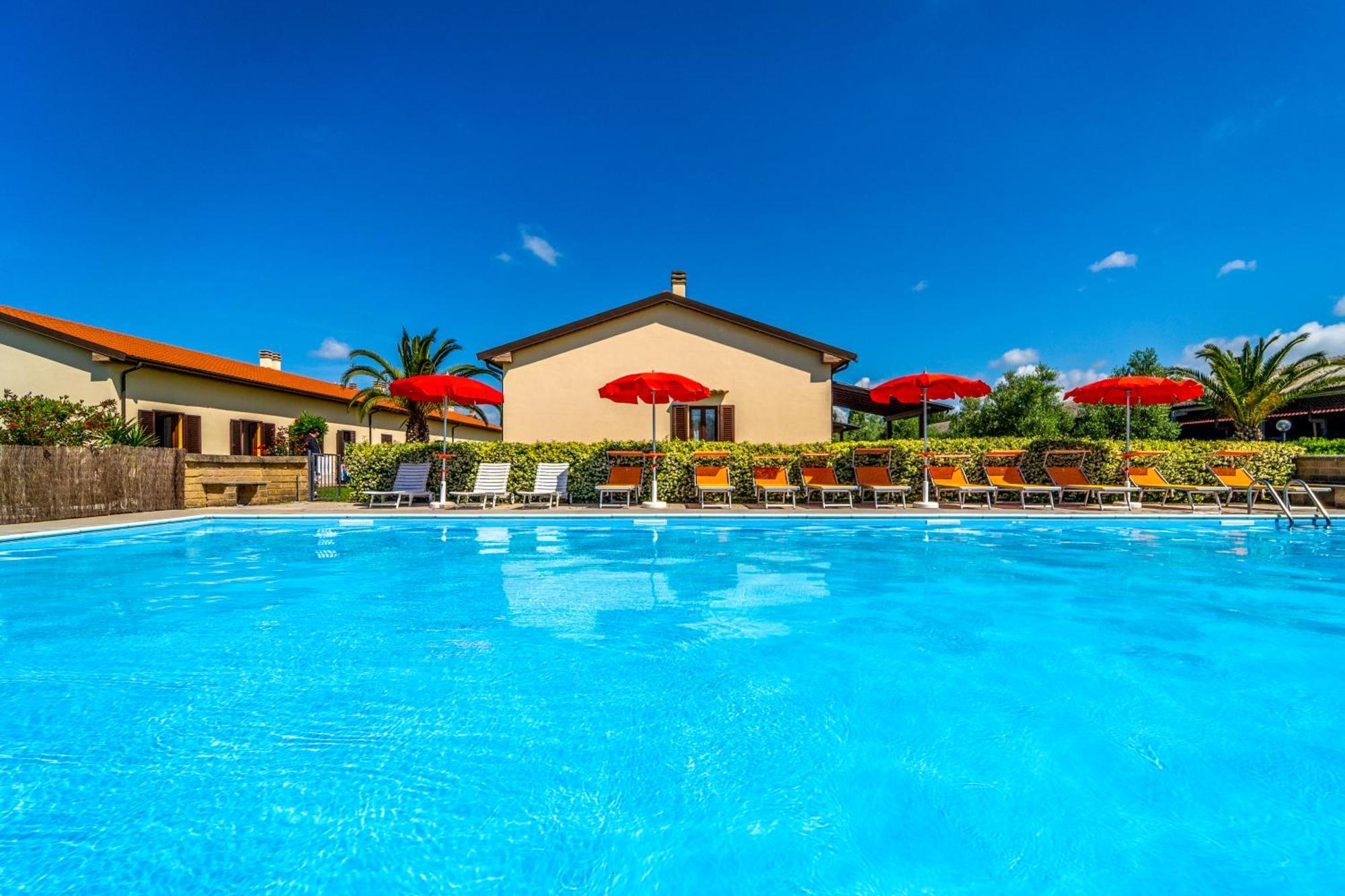 Agriturismo Il Tripesce Vada Luaran gambar
